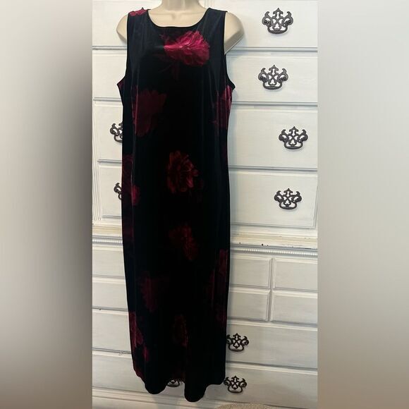 Vintage Velvet Floral Dress‎ - Picture 3 of 16